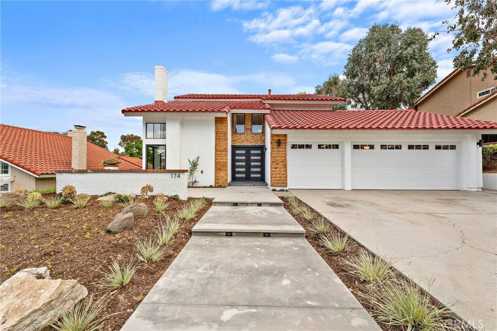 174 S Canyon Woods Road, Anaheim Hills, CA 92807