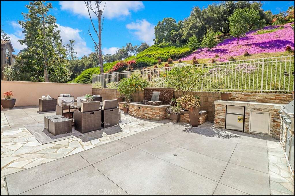 4 Giovanni, Aliso Viejo, CA 92656 MLS OC24062804 Christie's