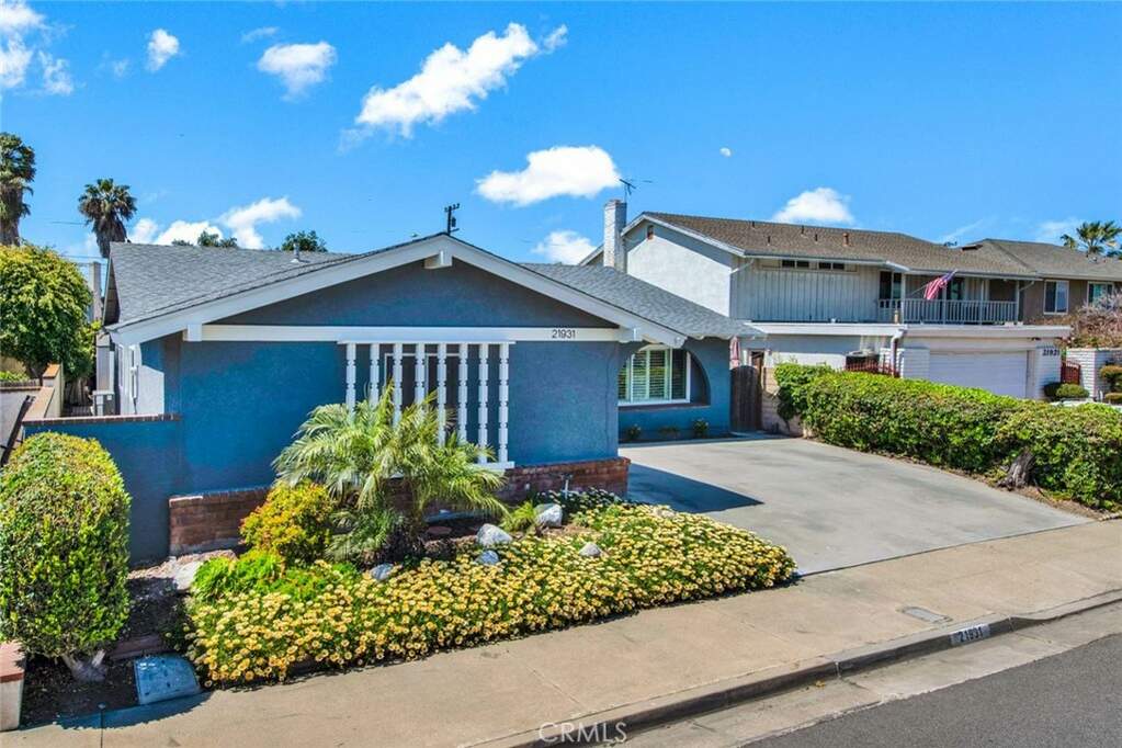 21931 Oceanview Lane, Huntington Beach, CA 92646