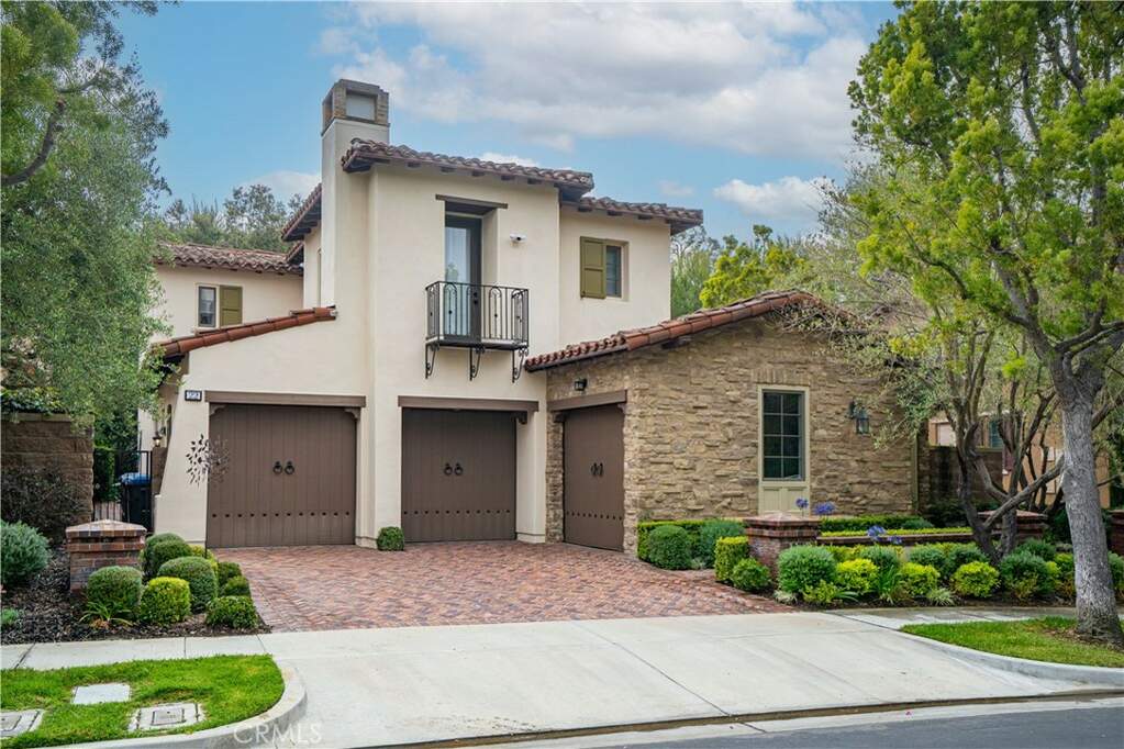 22 Shady Lane, Irvine, CA 92603