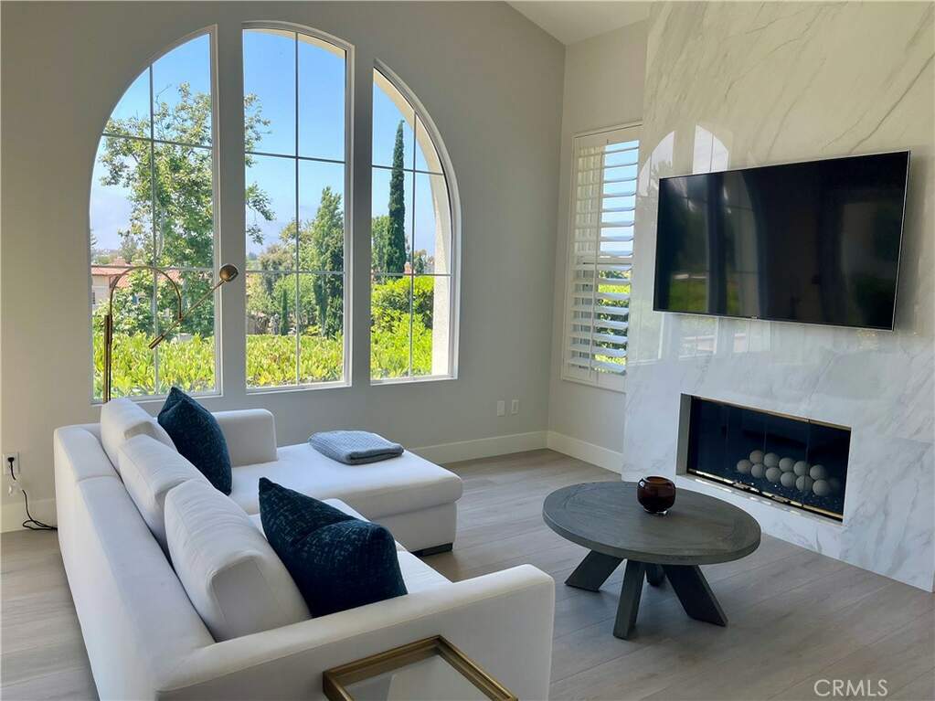 11 Roma Ct., Newport Coast, CA 92657