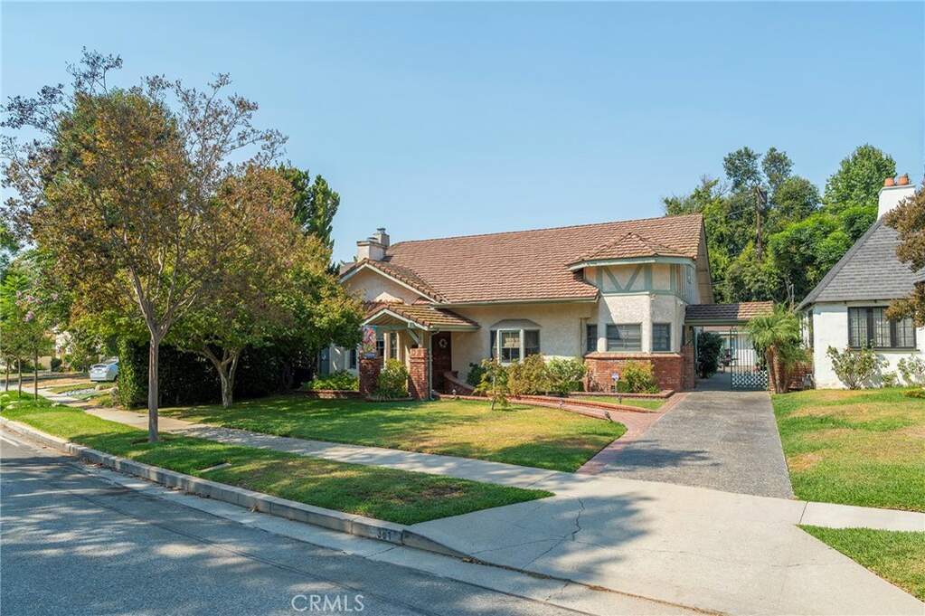 361 S Berkeley Avenue, Pasadena, CA 91107