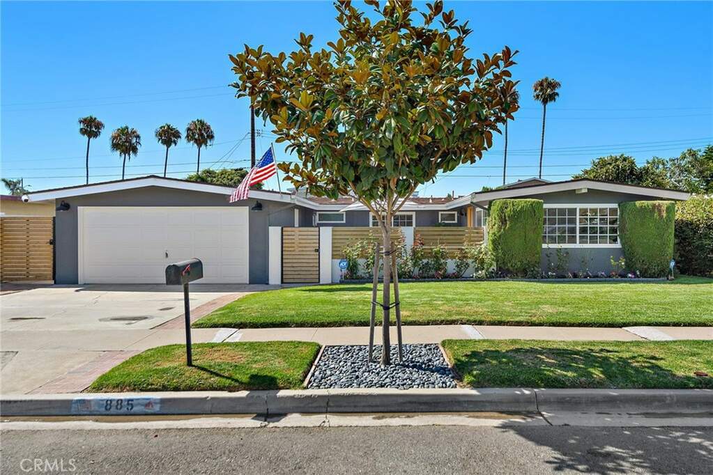 885 Capital Street, Costa Mesa, CA 92627