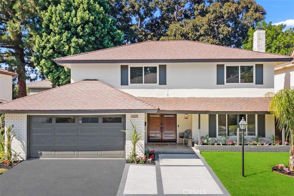 1425 Bryan Avenue, Tustin, CA 92780