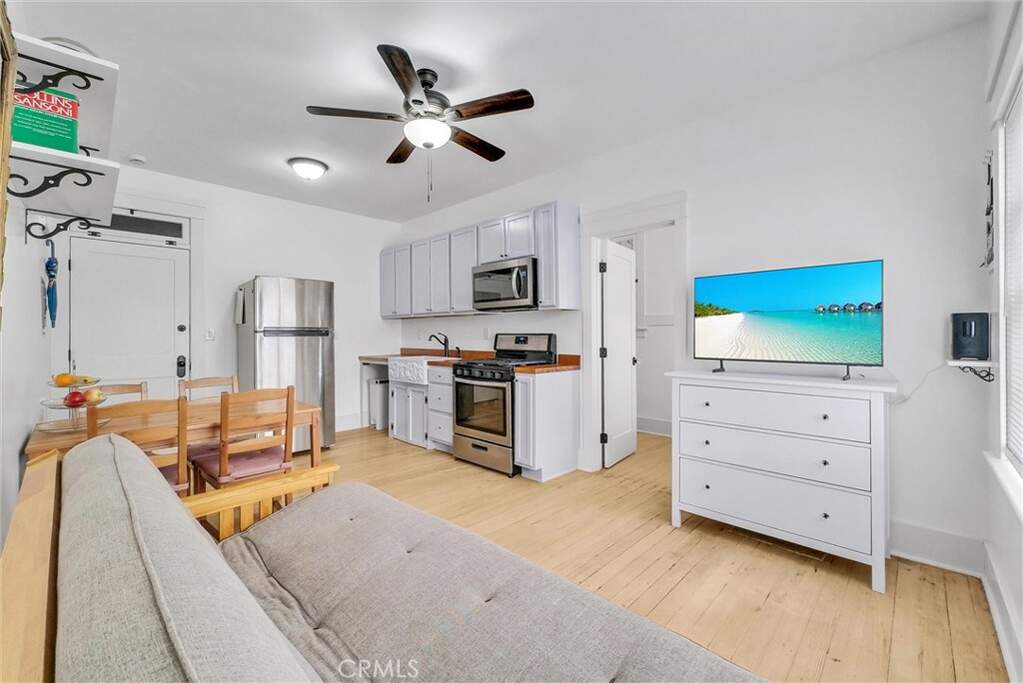 354 Chestnut Avenue #2, Long Beach, CA 90802