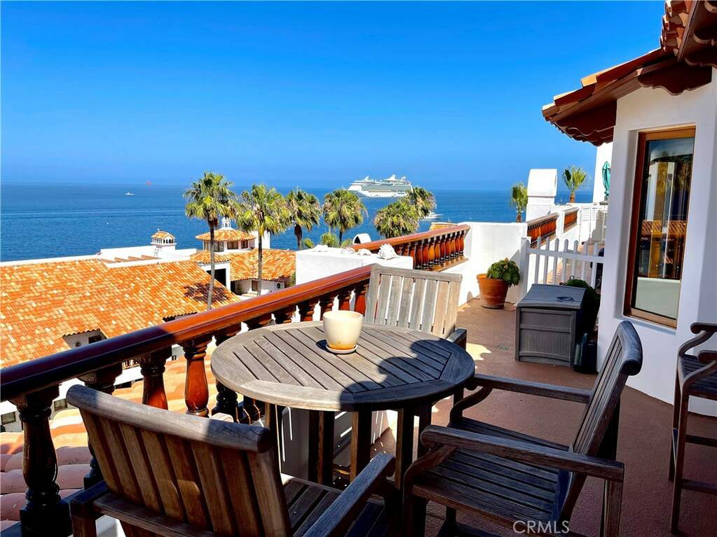 60 Playa Azul, Avalon, CA 90704