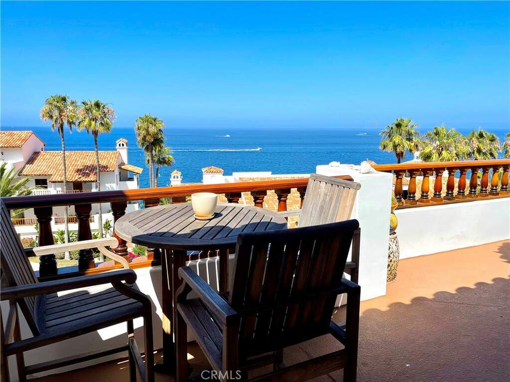 60 Playa Azul, Avalon, CA 90704
