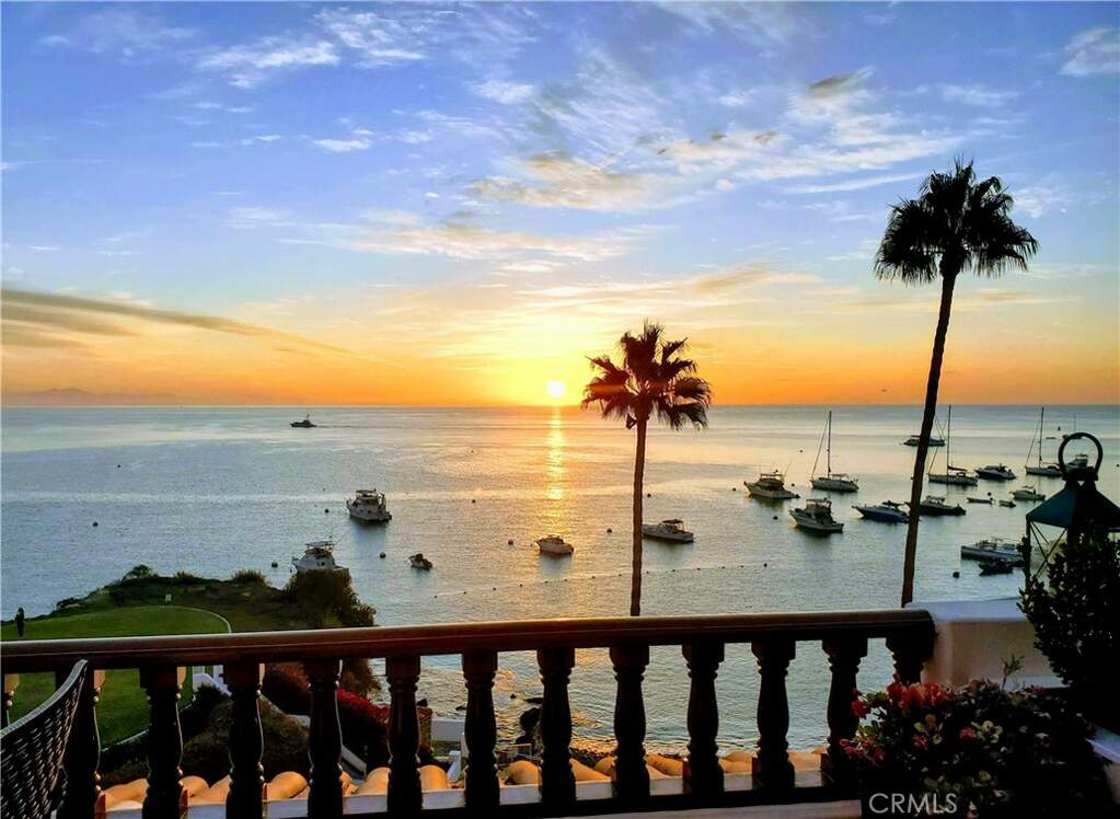 89 Playa Azul, Avalon, CA 90704