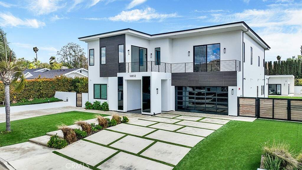 18852 Canyon Crest Drive, Villa Park, CA 92861