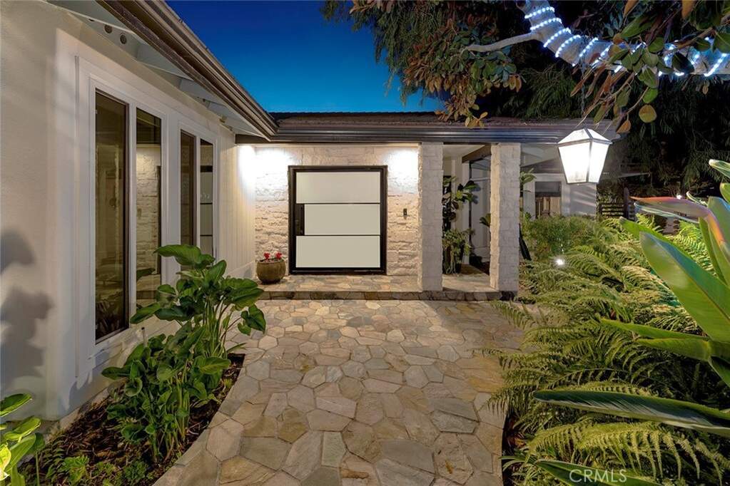 18821 Ridgeview Circle, Villa Park, CA 92861
