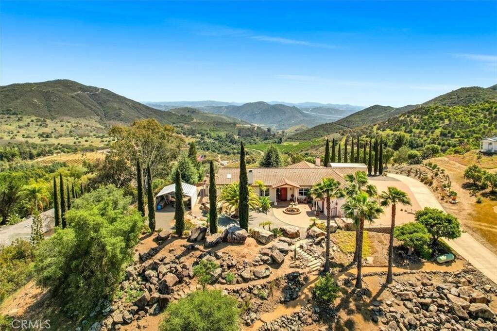 10576 Rainbrook Drive, Rainbow, CA 92028