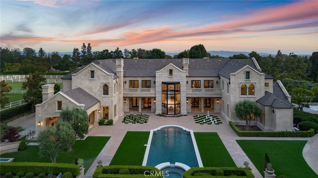 18 Dovetail Lane, Bradbury, CA 91008