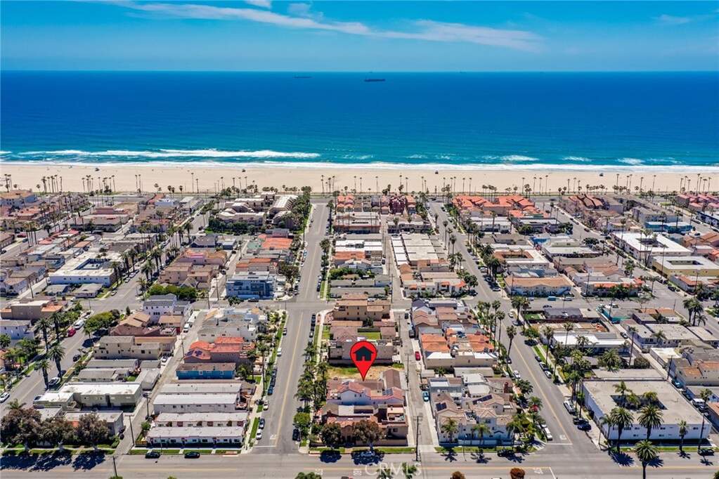 321 13th Street, Huntington Beach, CA 92648