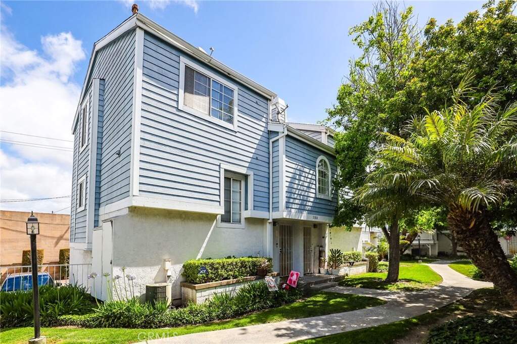 21814 Belshire Avenue #2, Hawaiian Gardens, CA 90716