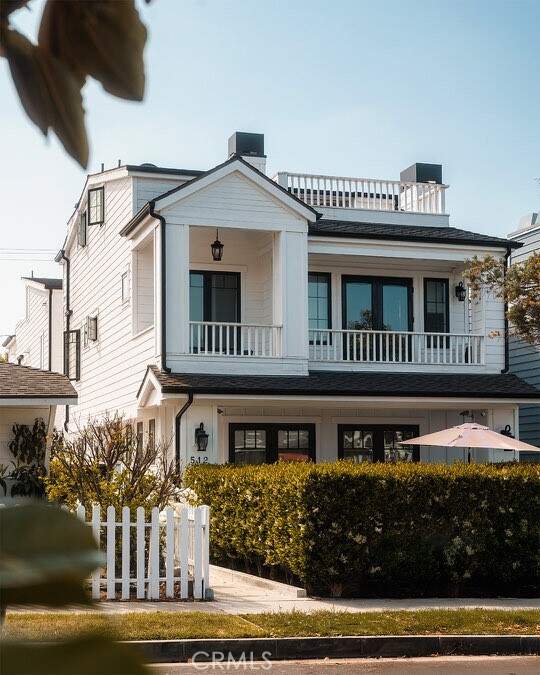 512 Jasmine Avenue, Corona Del Mar, CA 92625