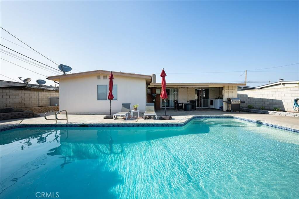9262 Joyzelle Drive, Garden Grove, CA 92841