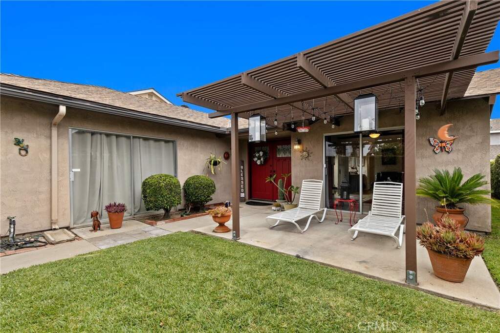 1724 N Oakwood Avenue, Anaheim, CA 92807