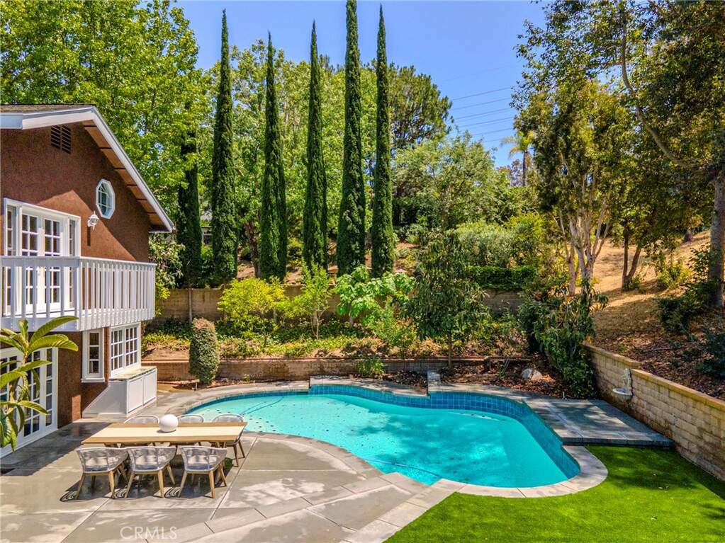 25551 El Capitan, Laguna Hills, CA 92653