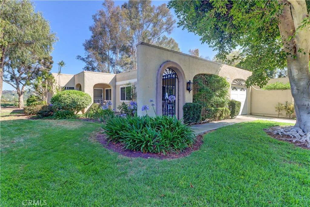3511 Bahia Blanca W #A, Laguna Woods, CA 92637