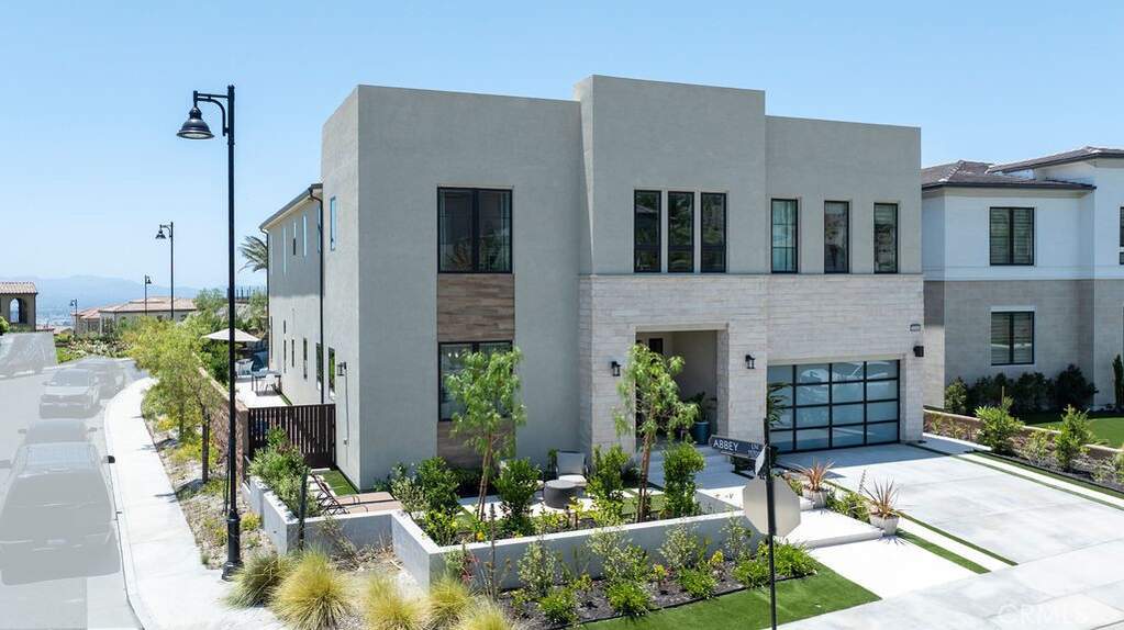 20042 W Mersey Lane, Porter Ranch, CA 91326