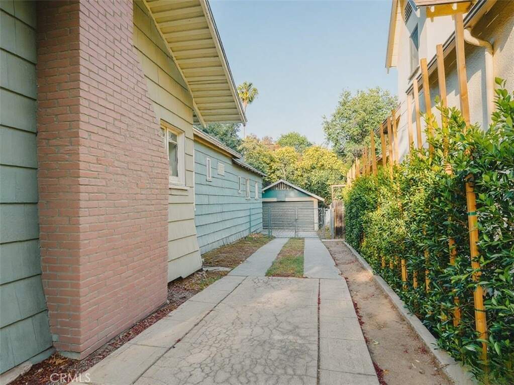 216 Fairview Avenue, South Pasadena, CA 91030