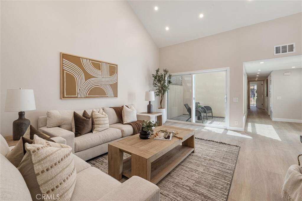 14 Willow Tree Lane, Irvine, CA 92612