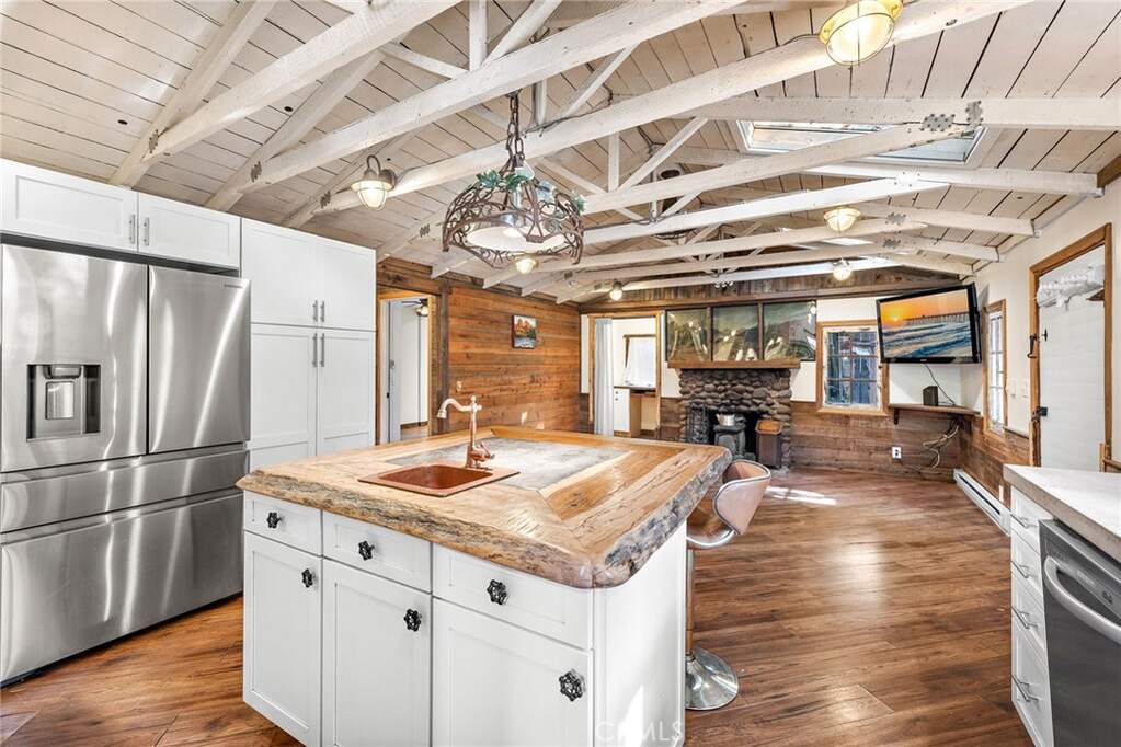 20571 Sycamore Drive, Trabuco Canyon, CA 92679