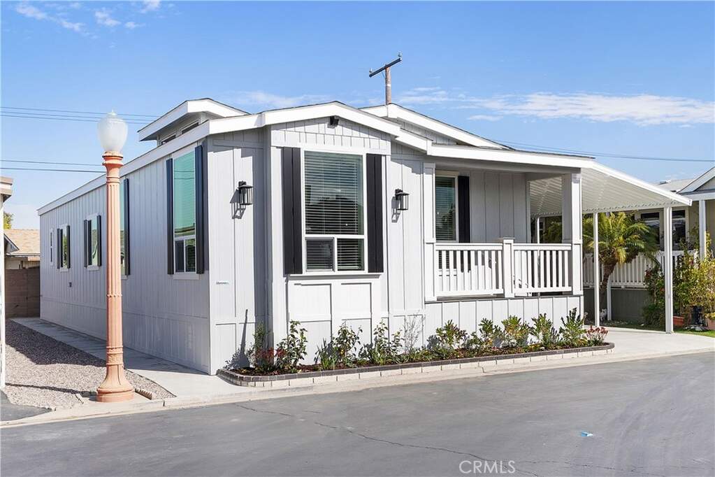 19009 South Laurel Park Road #186, Rancho Dominguez, CA 90220