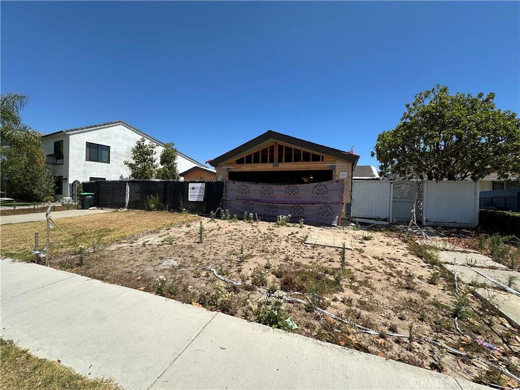1901 Mariners Drive, Newport Beach, CA 92660