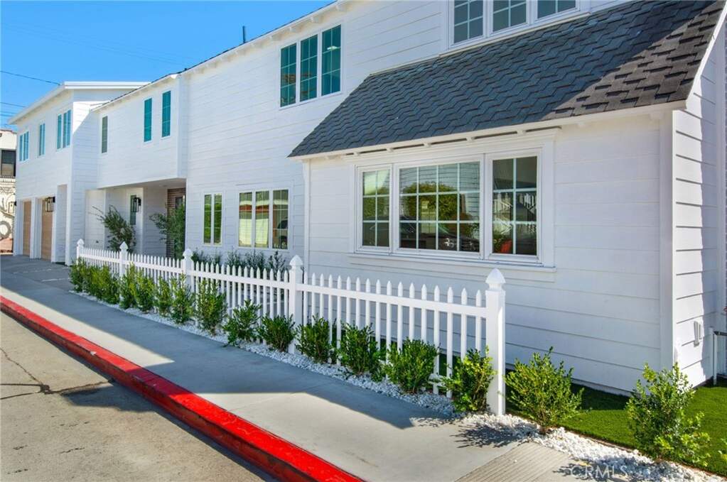 1103 Balboa Avenue, Newport Beach, CA 92662