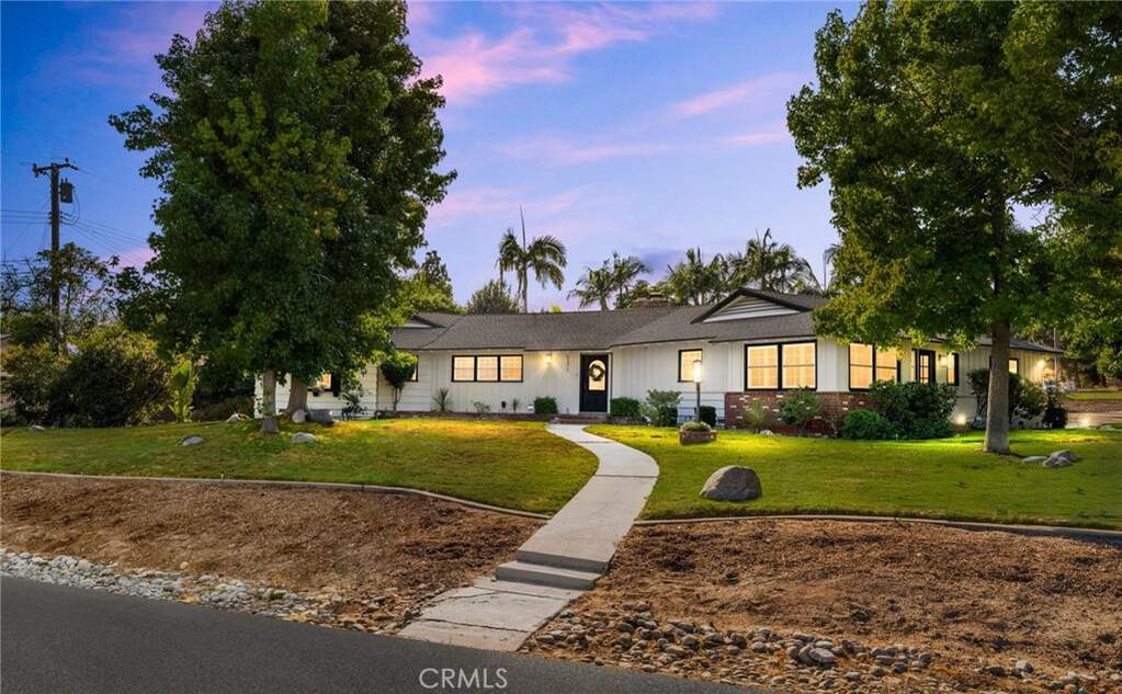 5371 Grandview Avenue