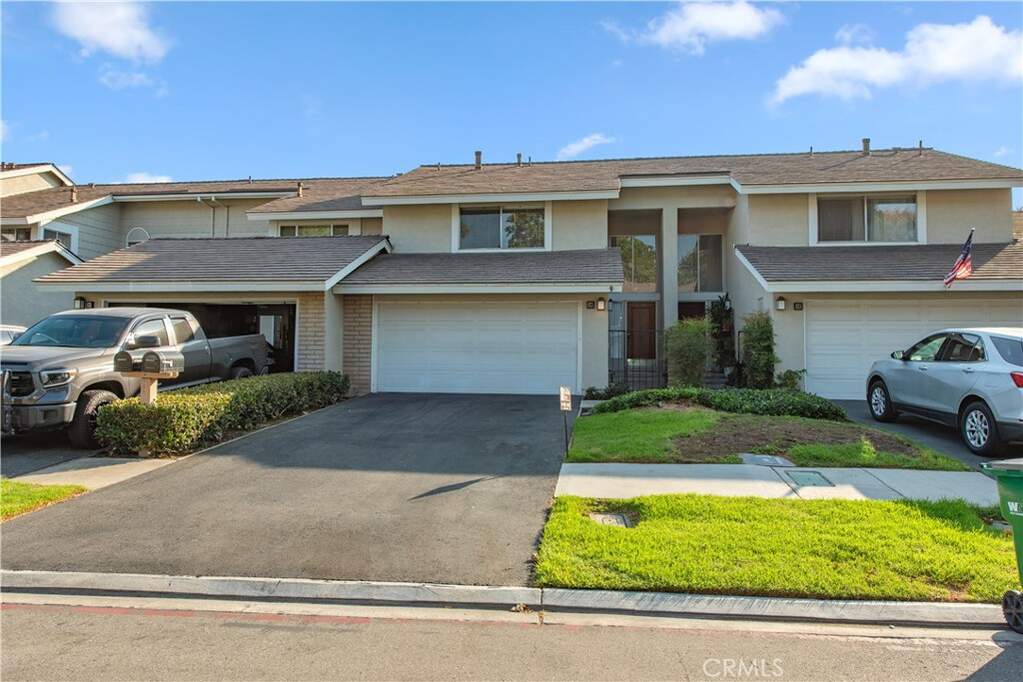 64 Ashbrook #56, Irvine, CA 92604
