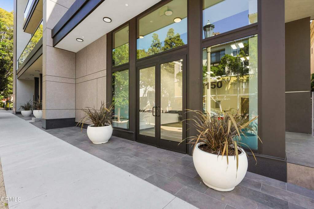 178 S Euclid Avenue #150, Pasadena, CA 91101