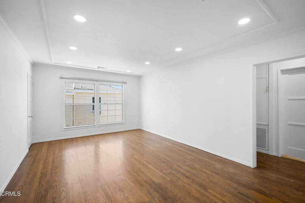 749 1/2 E Doran Street, Glendale, CA 91206
