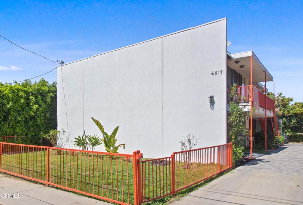 4517 W 16th Place #1, Los Angeles, CA 90019
