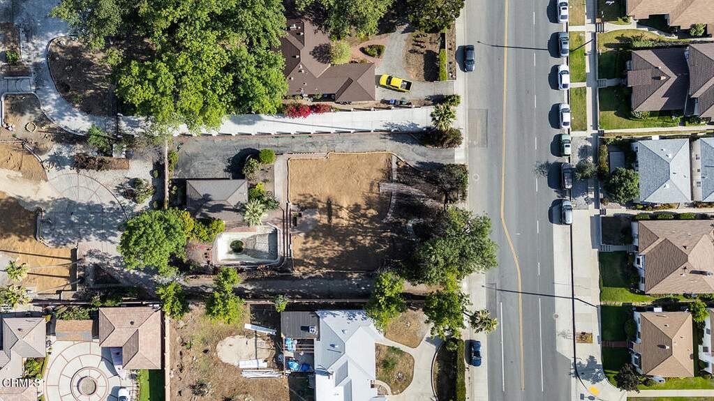 1536 N Altadena Dr, Pasadena, CA 