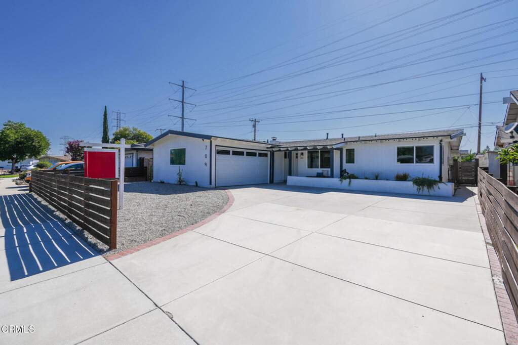 709 Greenbank Avenue, Duarte, CA 91010