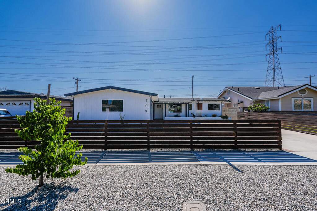 709 Greenbank Avenue, Duarte, CA 91010