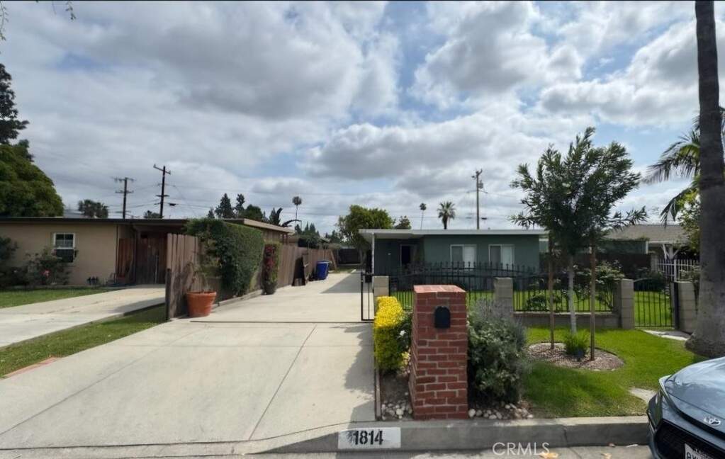 1814 Citrus View Avenue, Duarte, CA 91010