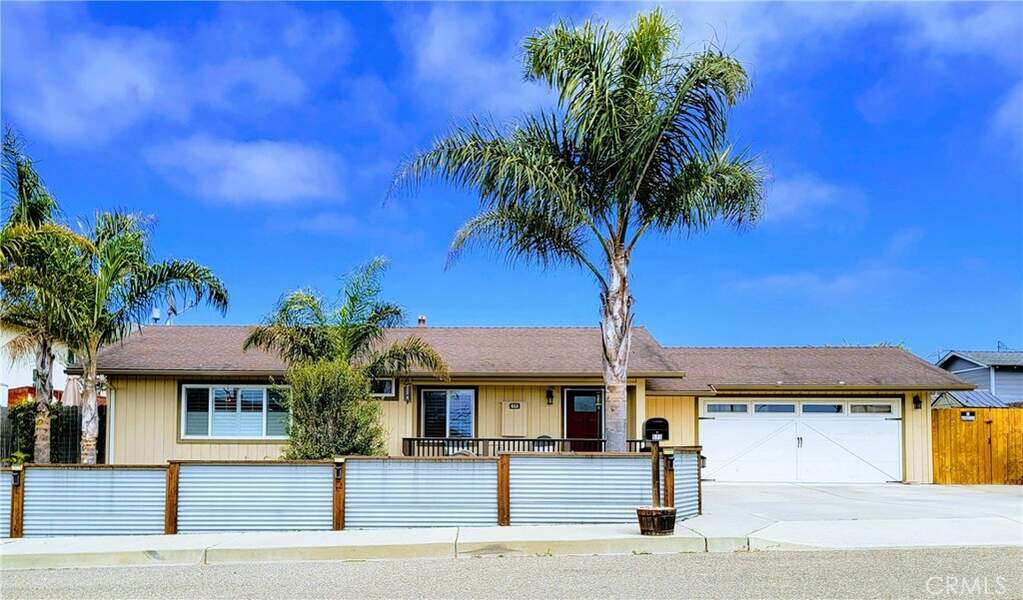579 S 9th Street, Grover Beach, CA 93433