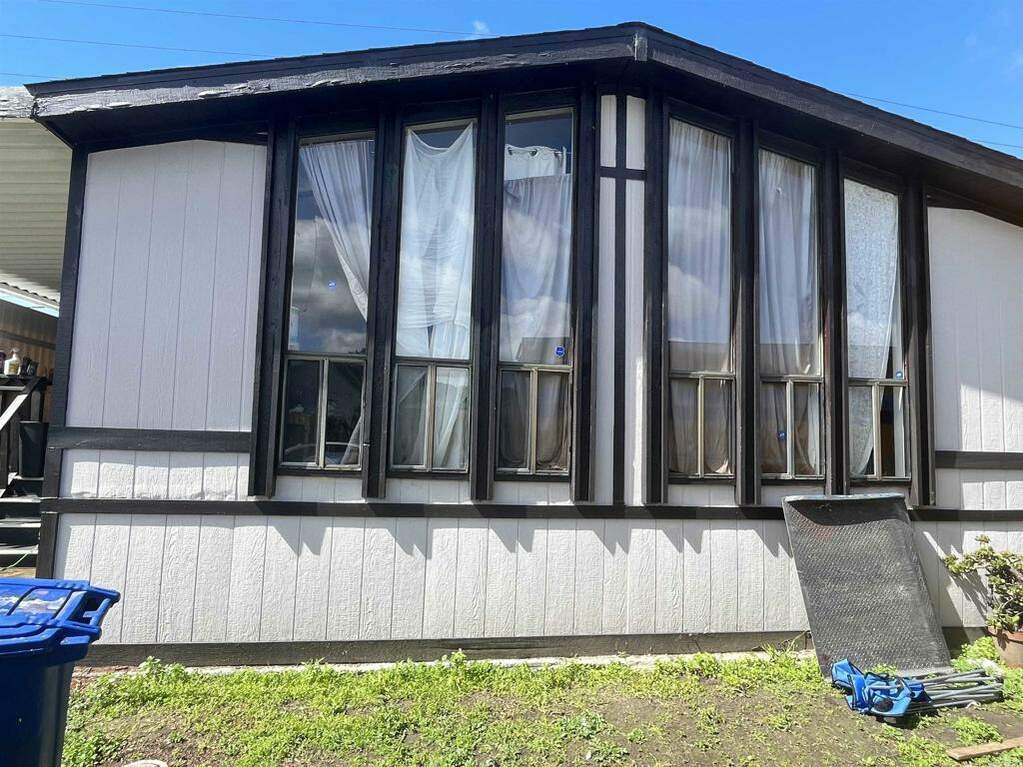 200 S Emerald Drive #SPC 3, Vista, CA 92081