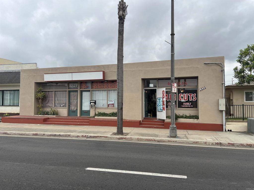 1025 E Valley Parkway, Escondido, CA 92025