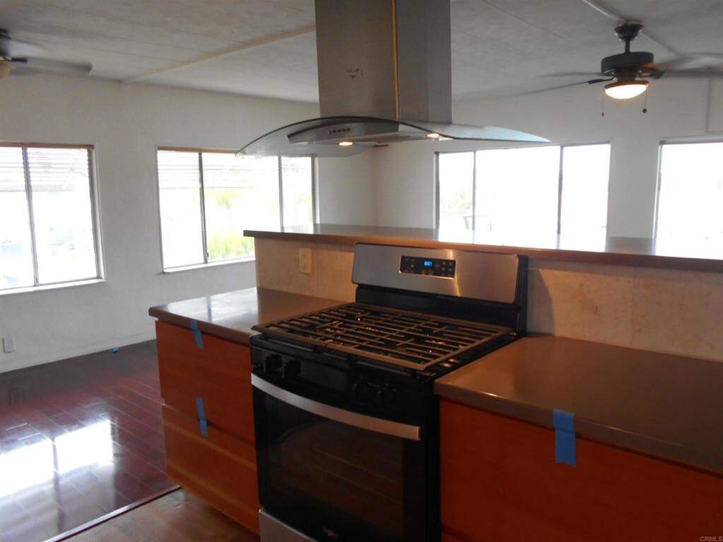 2003 Bayview Hts #80, San Diego, CA 92105