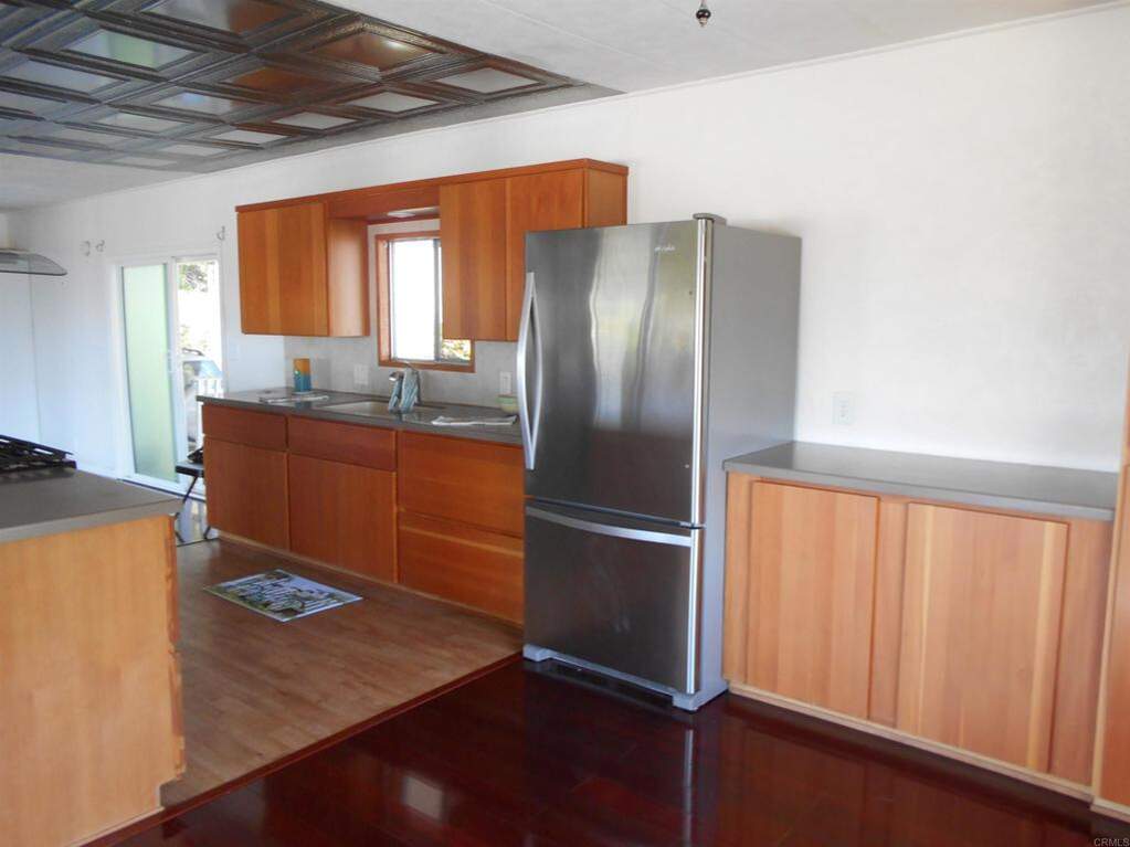 2003 Bayview Hts #80, San Diego, CA 92105