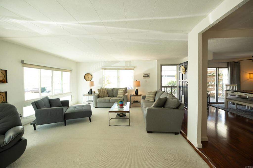 8301 Mission Gorge Rd #286, Santee, CA 92071