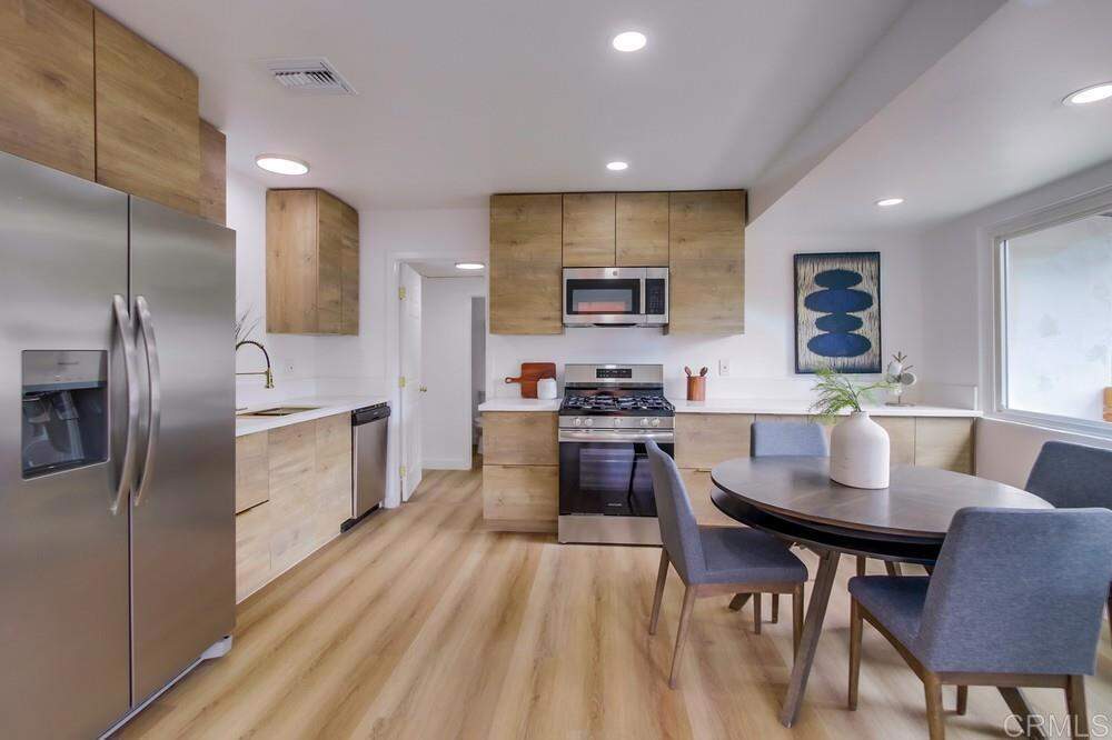 5610 Streamview Drive, San Diego, CA 92105
