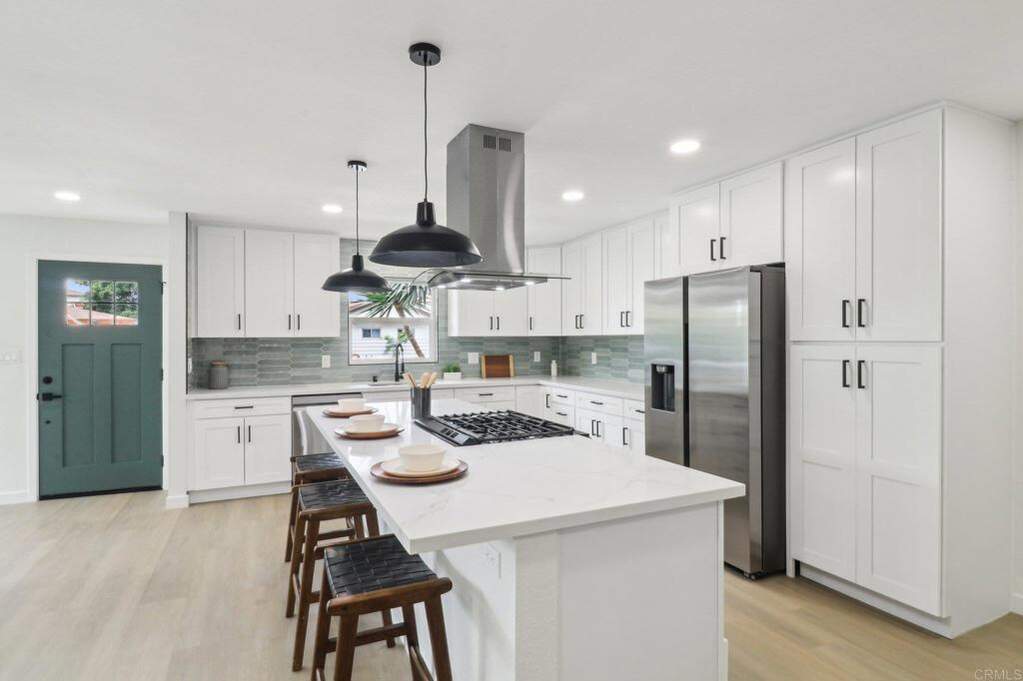 3243 Carolyn Circle, Oceanside, CA 92054