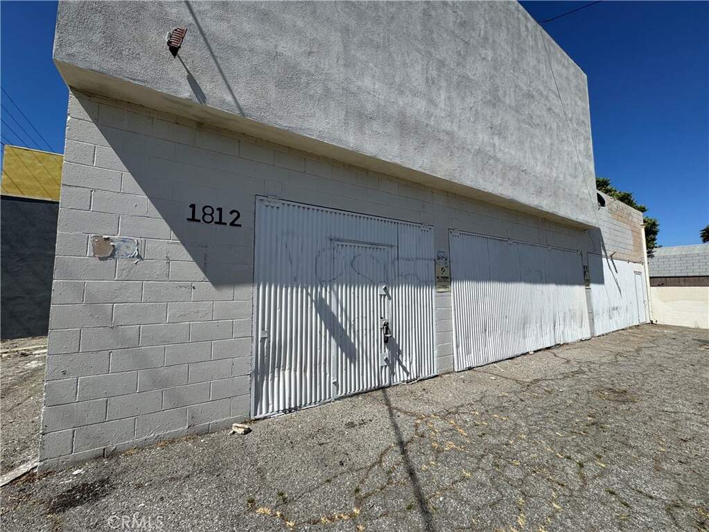 1812 S Pacific Avenue, San Pedro, CA 90731