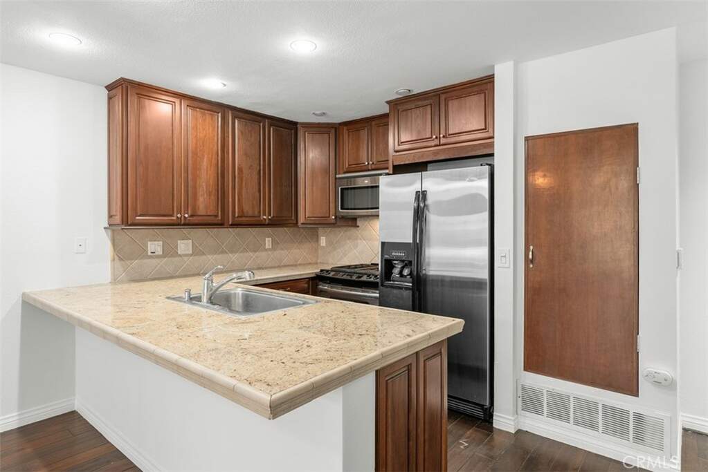 4900 E Chapman Avenue #5, Orange, CA 92869