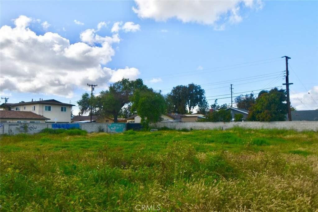 9701 Maureen, Garden Grove, CA 92841 MLS PW24072606 Christie's